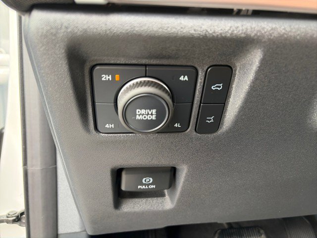 Used 2025 Ford Expedition Max King Ranch AWD/4WD image 14