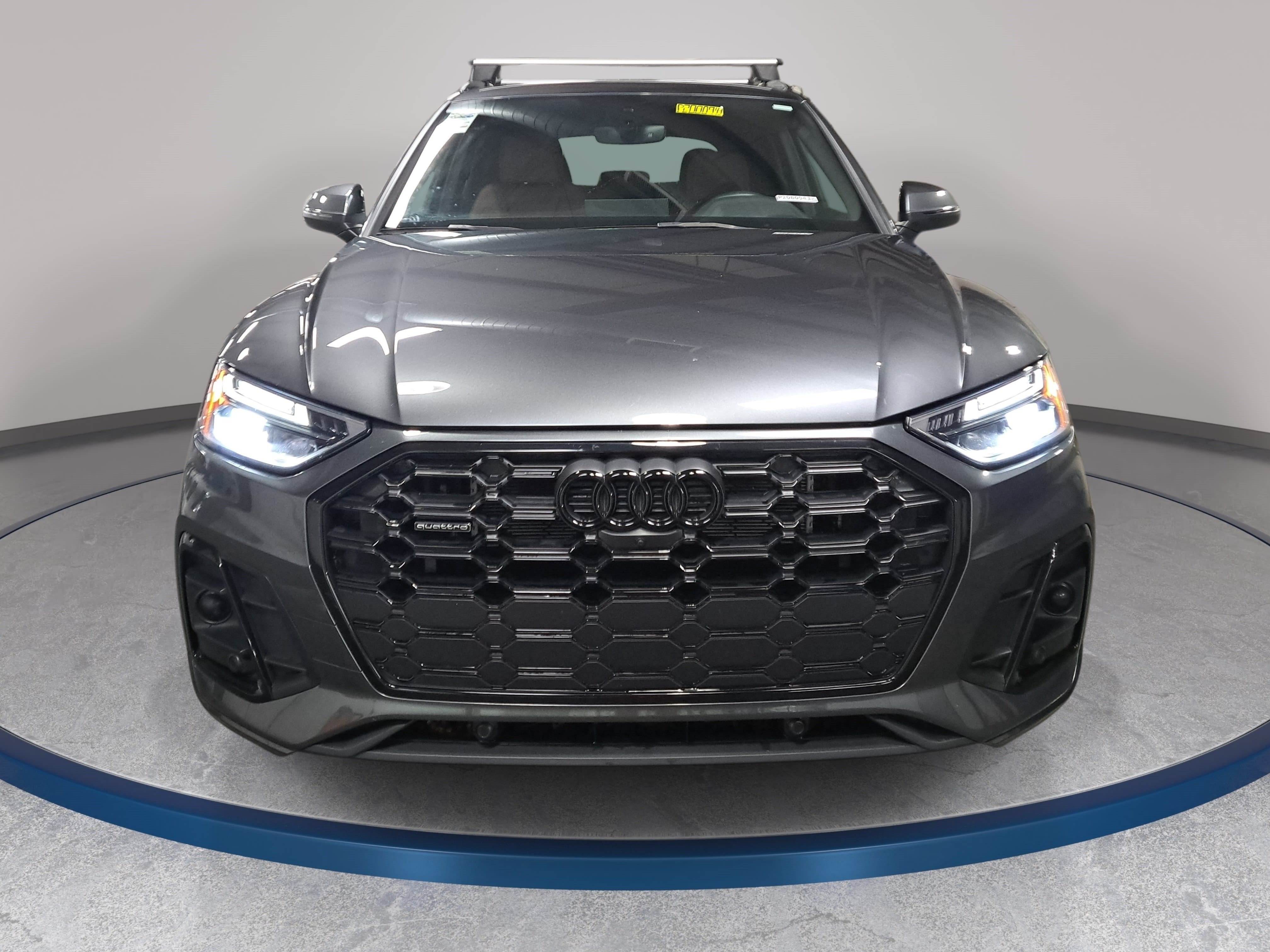 Used 2023 Audi Q5 e Premium Plus AWD/4WD image 2