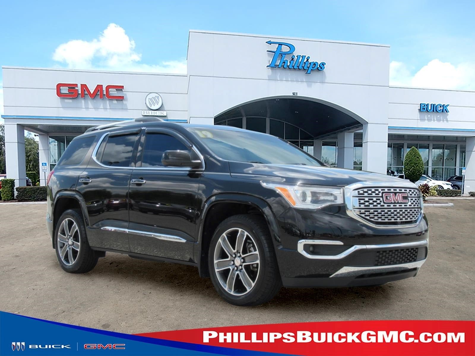 Used 2019 GMC Acadia Denali w/ Technology Package