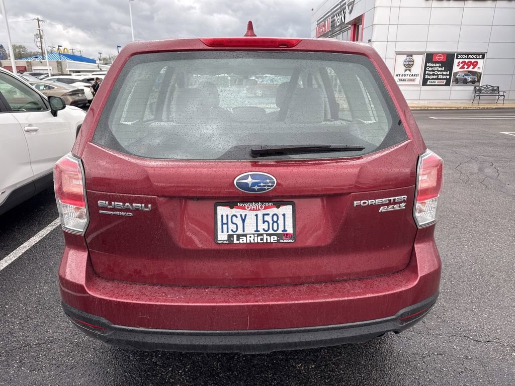 Used 2017 Subaru Forester 2.5i image 5
