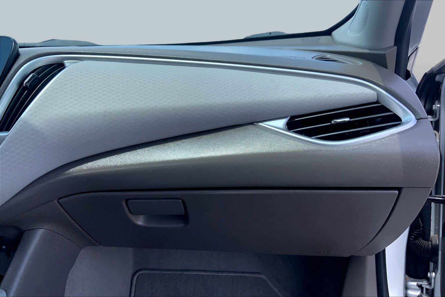 Used 2020 Chevrolet Malibu LS FWD image 18