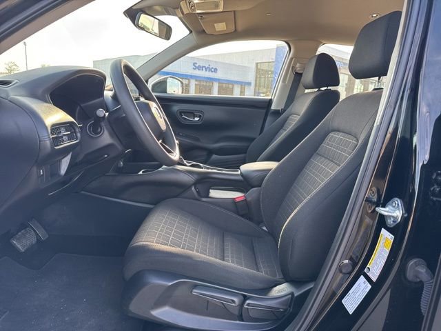Used 2025 Honda HR-V LX image 25