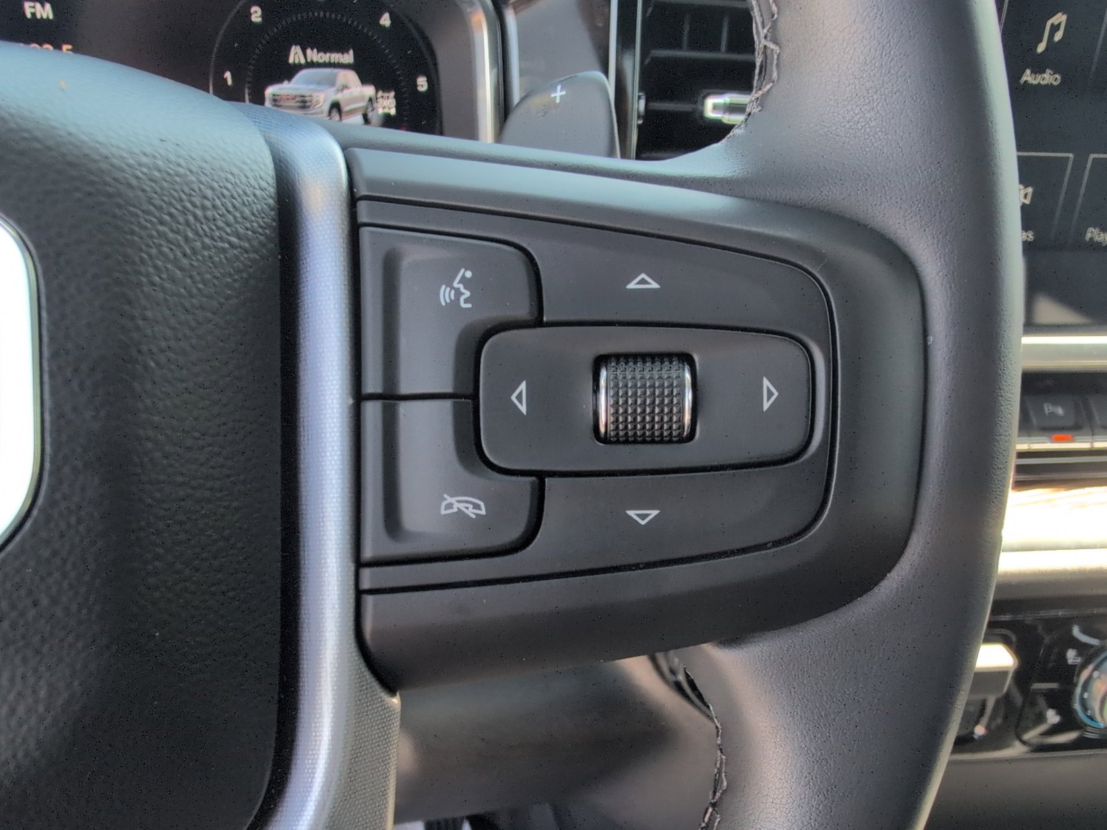 Used 2025 GMC Sierra 1500 Elevation w/ Elevation Premium Package image 24