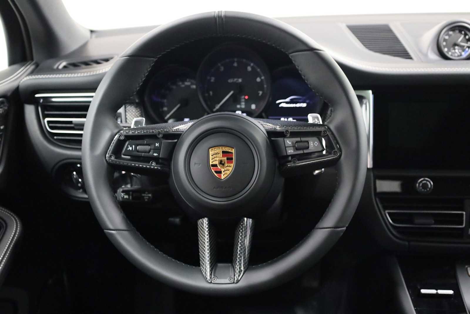 New 2026 Porsche Macan GTS image 25