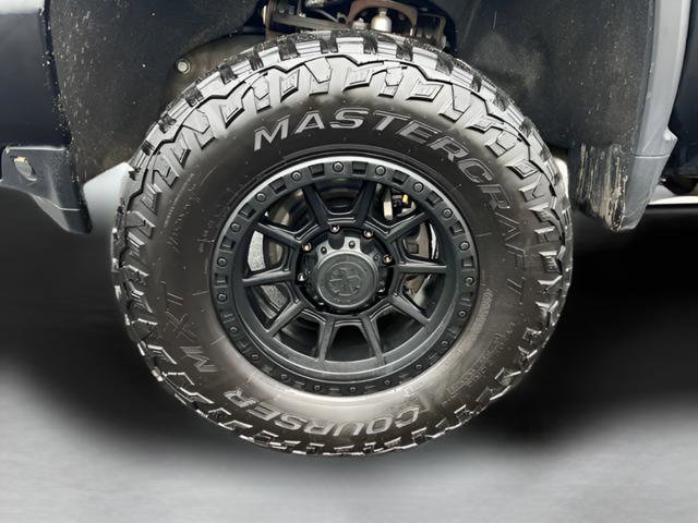 Used 2020 Chevrolet Silverado 2500 High Country w/ Z71 Off-Road Package image 24