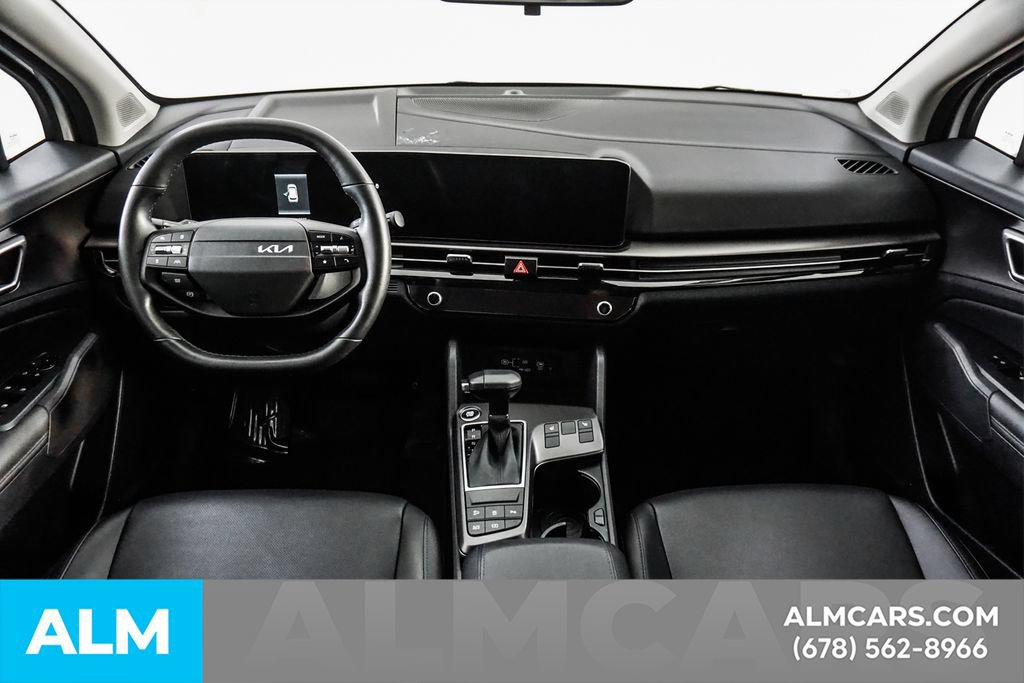 Used 2026 Kia Sportage EX FWD image 19