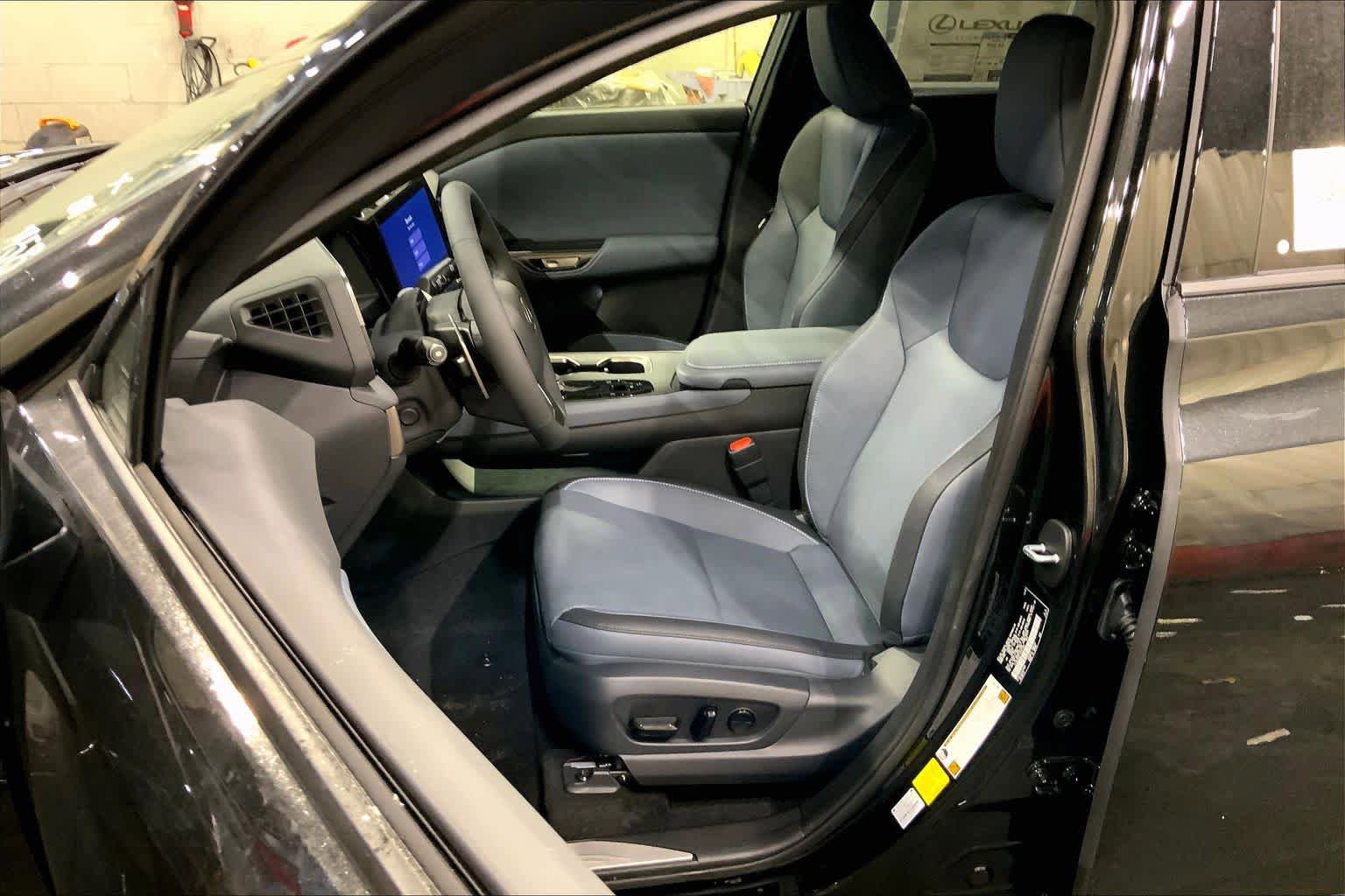 New 2026 Lexus RZ 450e Premium image 9
