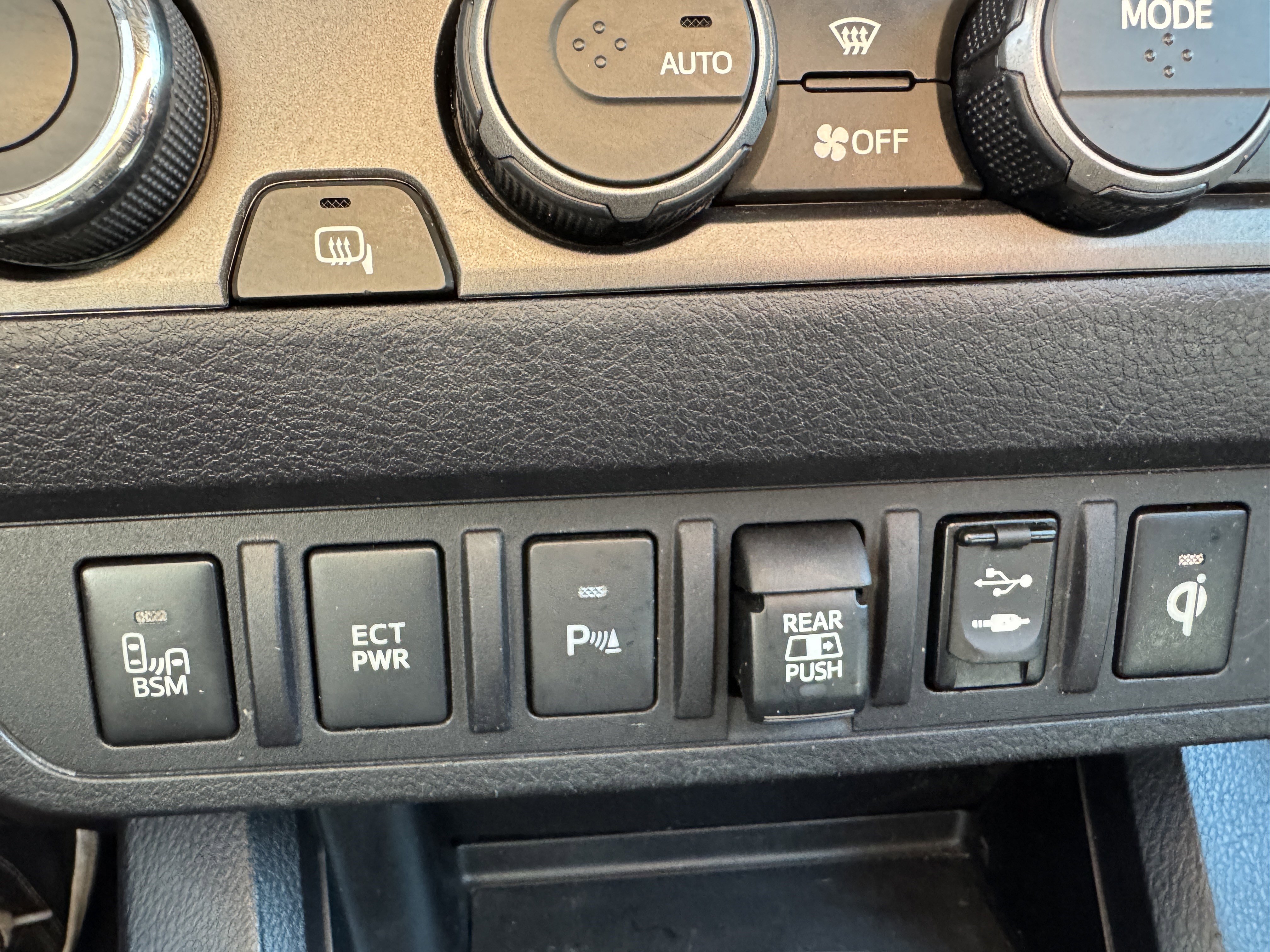 Used 2019 Toyota Tacoma TRD Pro AWD/4WD image 35