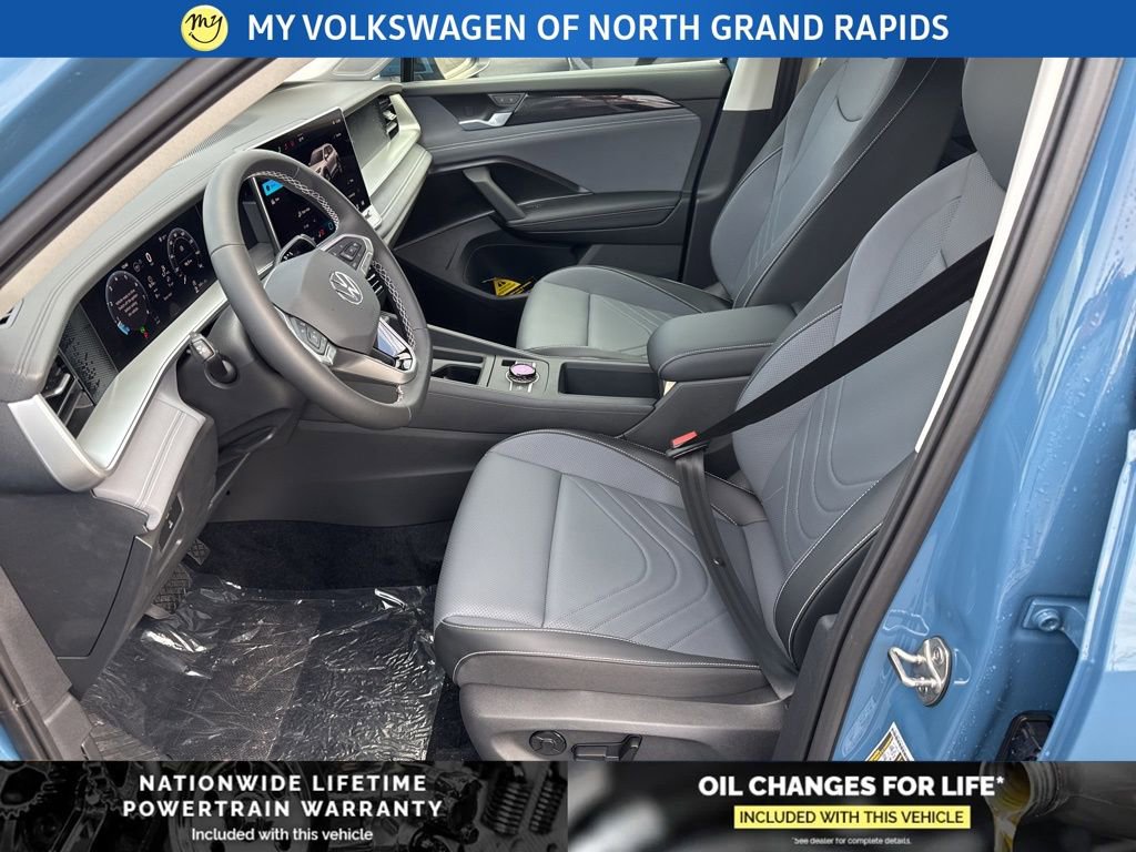 New 2026 Volkswagen Tiguan SE image 17