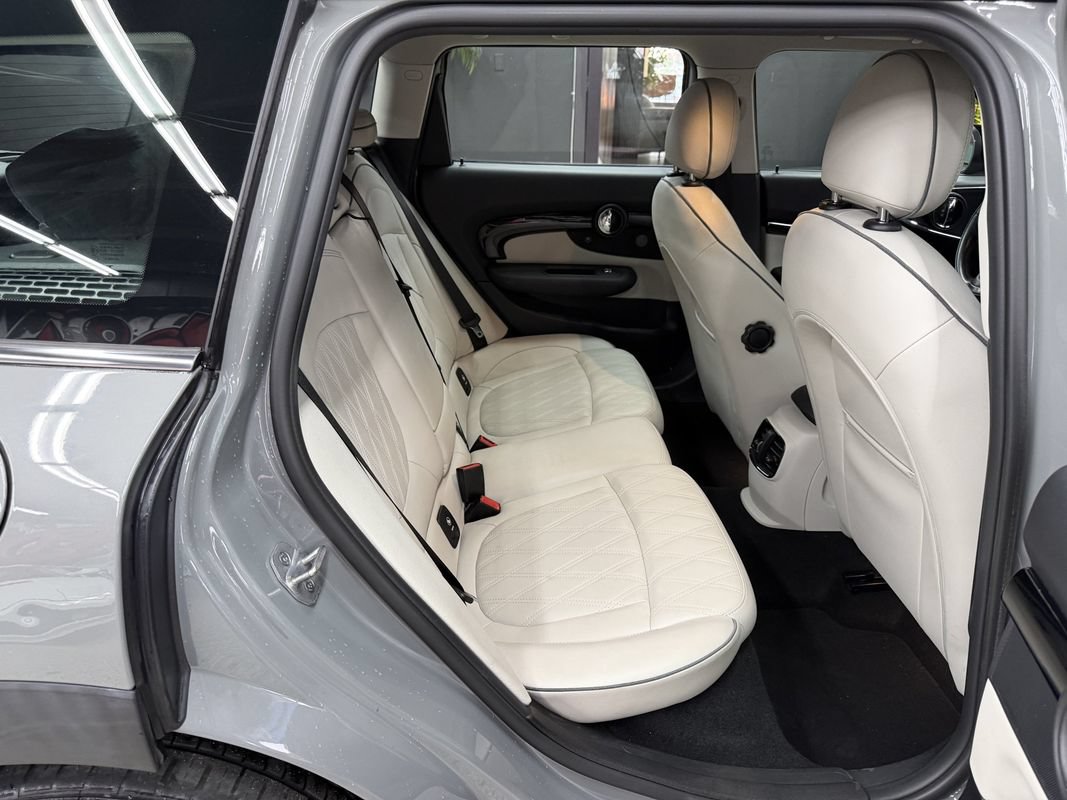 Used 2021 MINI Cooper Clubman S w/ Signature Upholstery Package AWD/4WD image 17