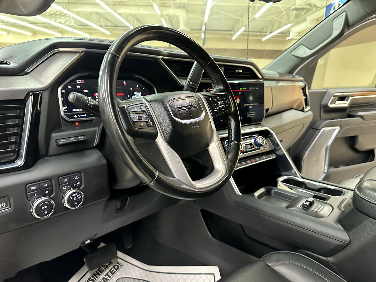 Used 2024 GMC Sierra 2500 Denali w/ Denali Reserve Package image 20