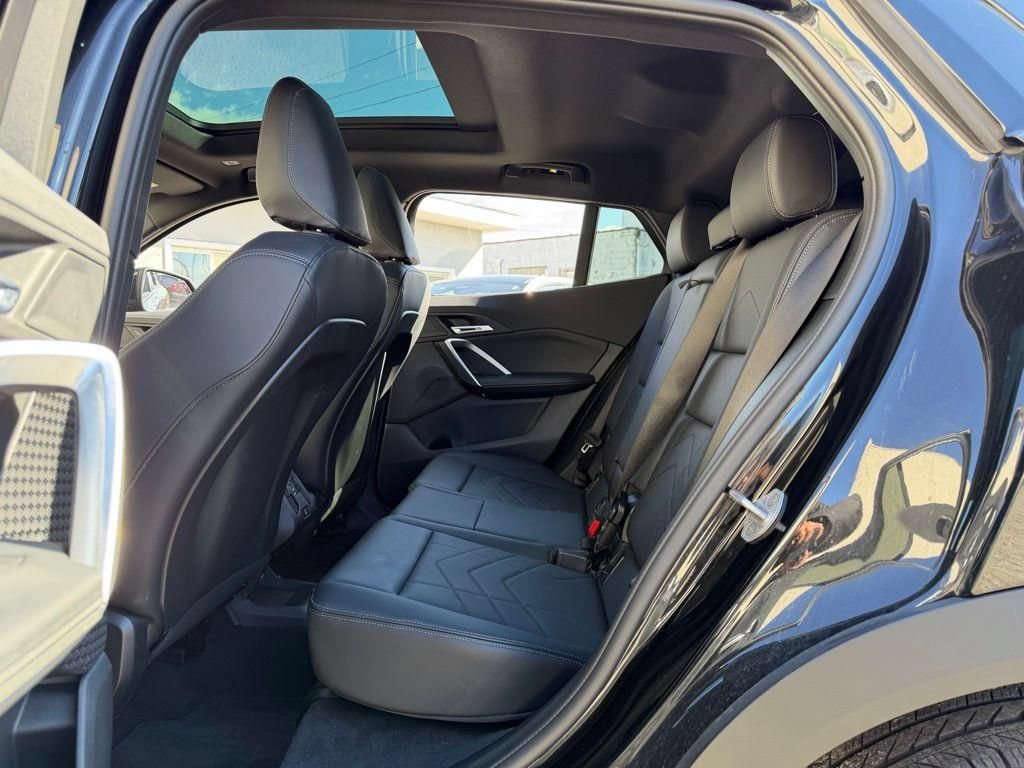 Used 2026 BMW X2 xDrive28i AWD/4WD image 26