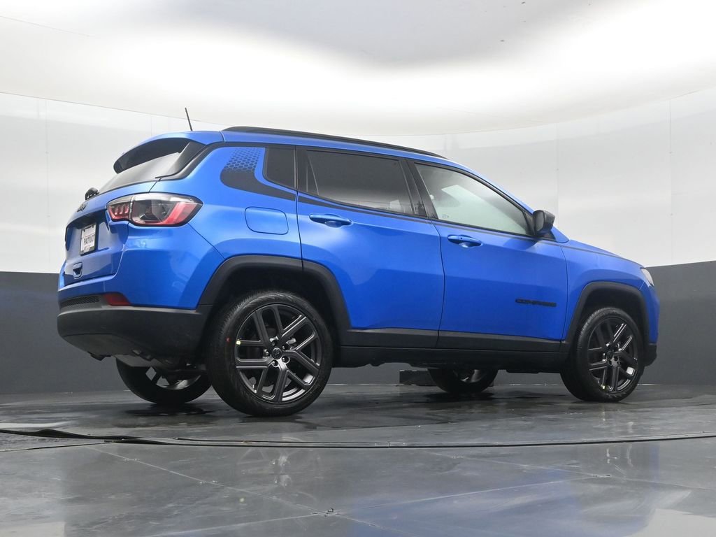 New 2026 Jeep Compass Latitude AWD/4WD image 35