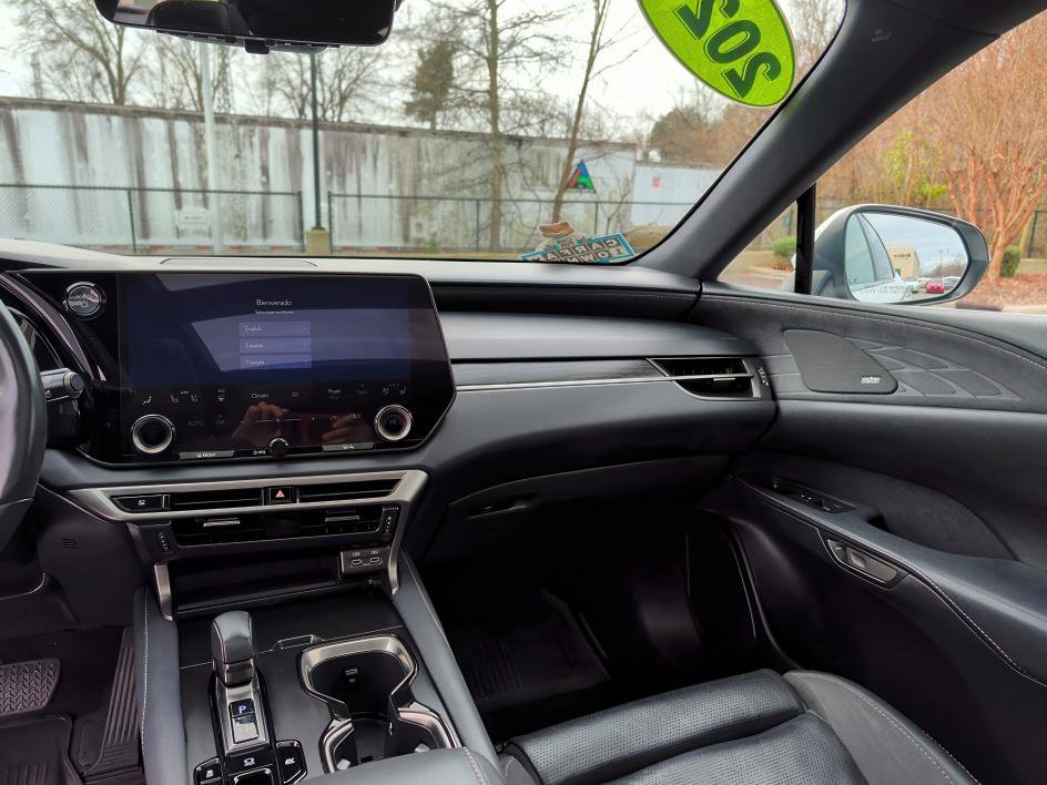 Used 2024 Lexus RX 350 w/ Convenience Package image 10