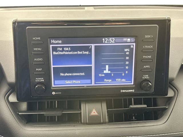 Used 2021 Toyota RAV4 LE image 11