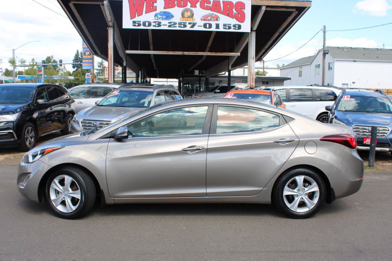 Used 2016 Hyundai Elantra Value Edition FWD image 3