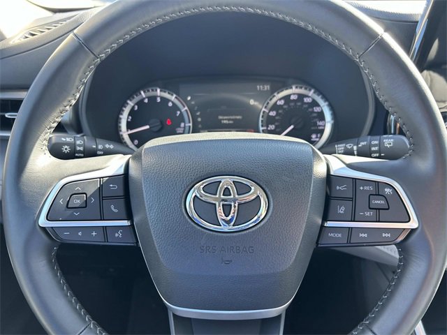 Used 2024 Toyota Highlander LE image 27