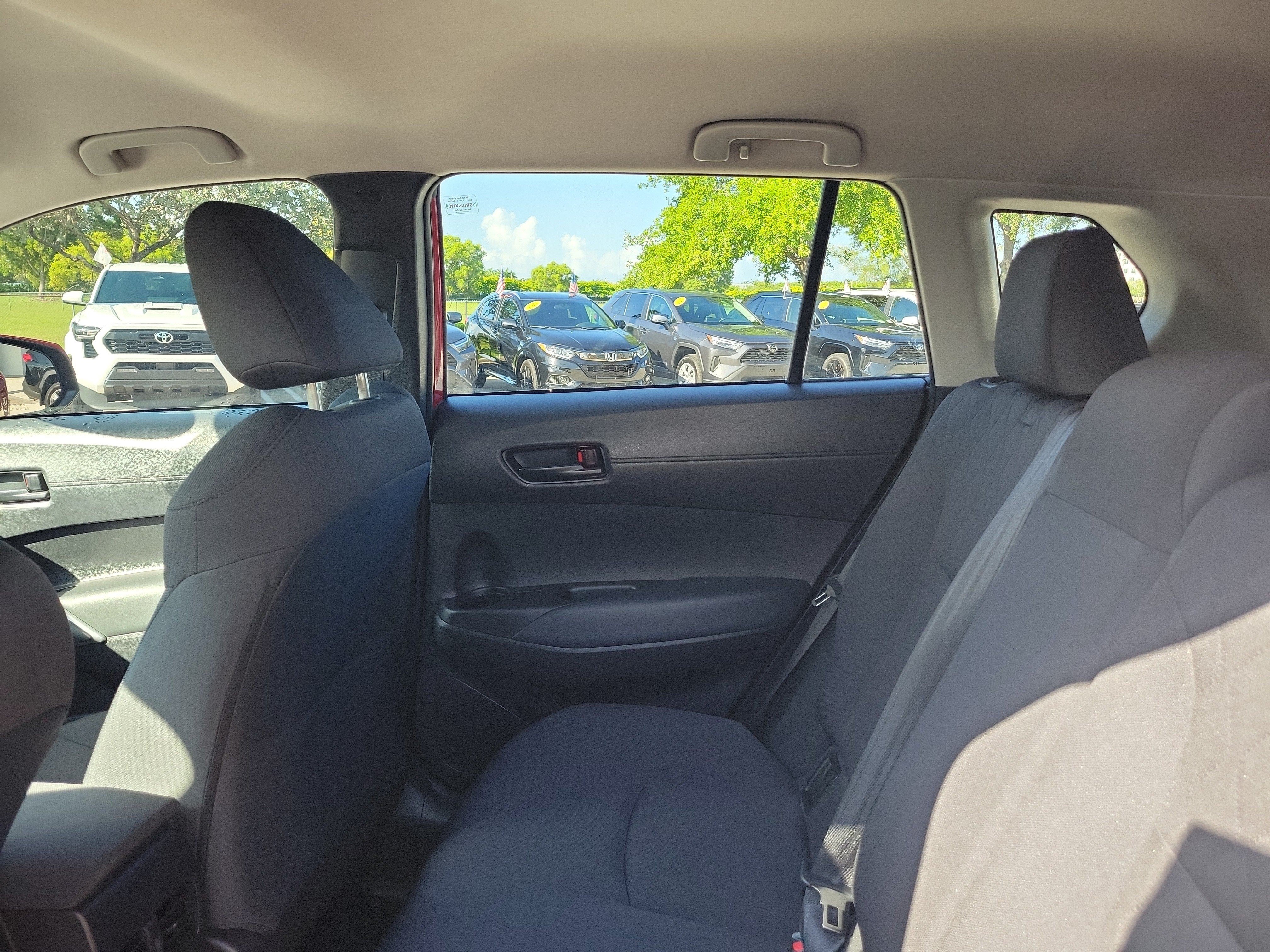 Used 2022 Toyota Corolla Cross LE FWD image 14