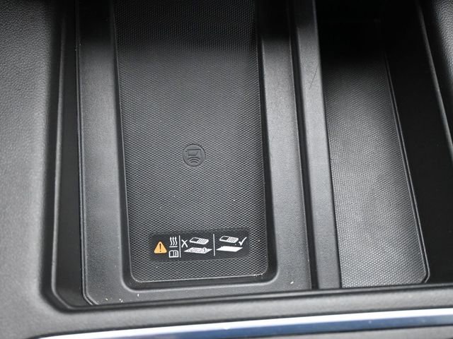 Used 2022 Chevrolet Silverado 2500 LTZ w/ LTZ Plus Package image 19