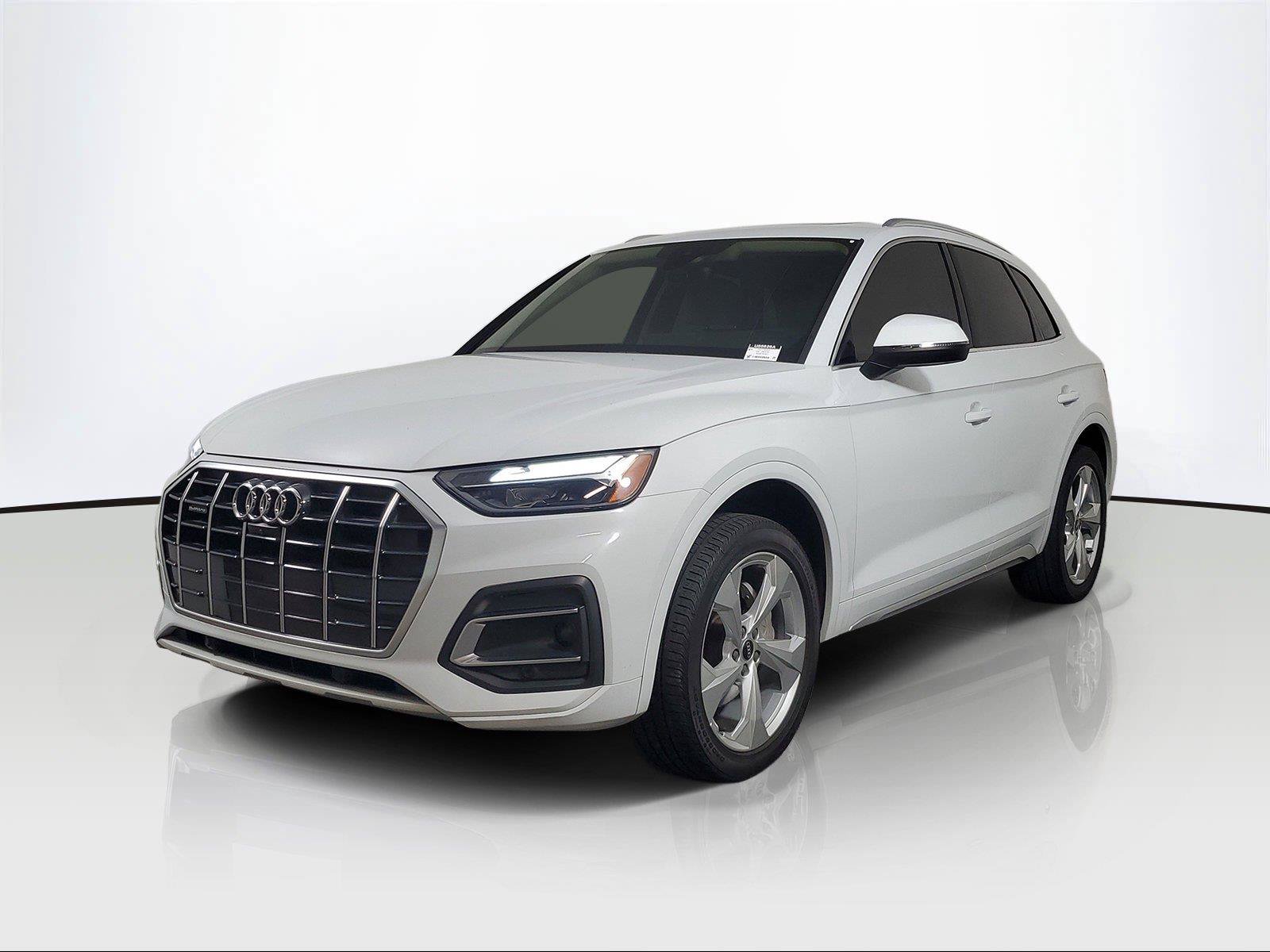 Used 2021 Audi Q5 2.0T Premium Plus w/ Premium Plus Package AWD/4WD image 3