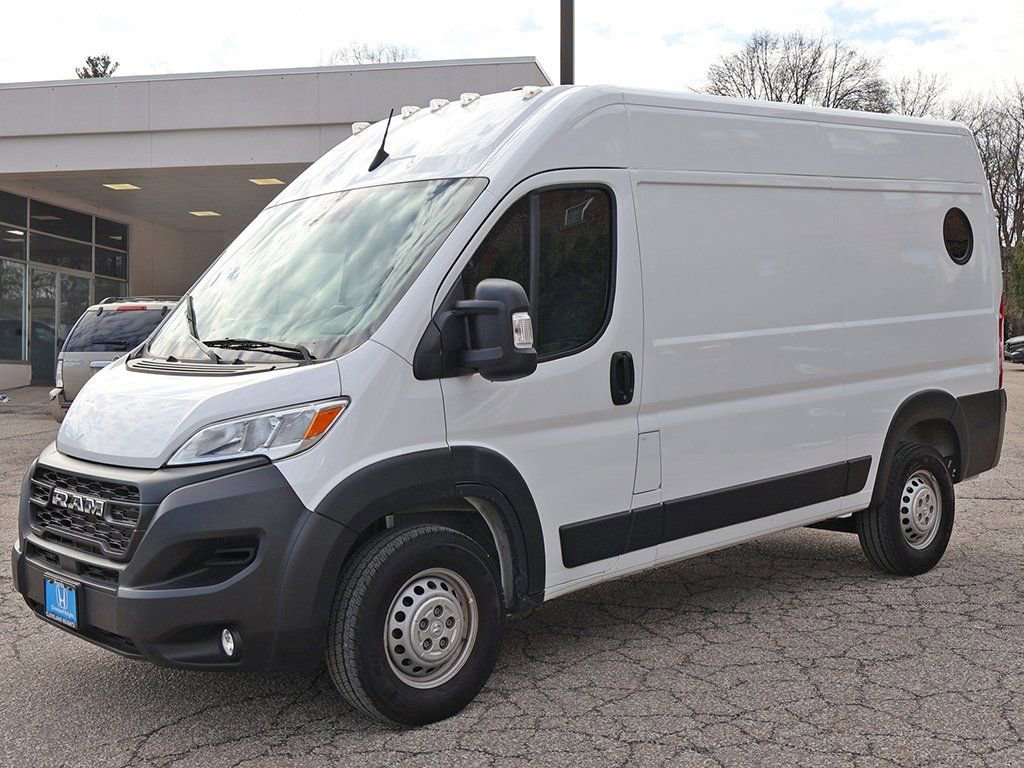 Used 2024 RAM ProMaster 1500 w/ Convenience Group image 5