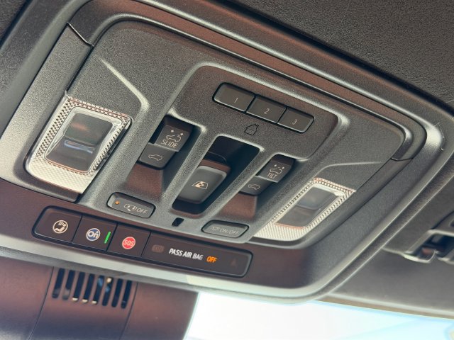 New 2026 GMC Sierra 3500 Denali Ultimate AWD/4WD image 24