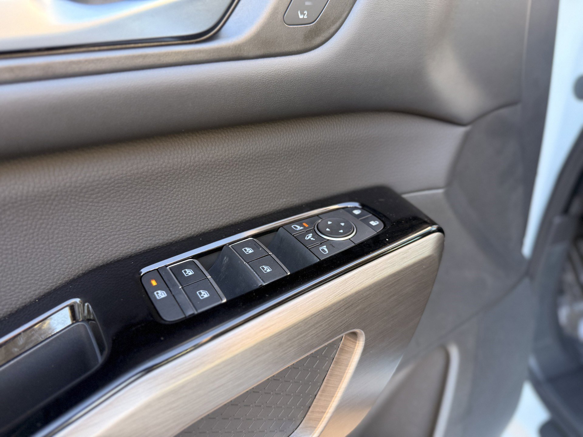 New 2025 Nissan Pathfinder Platinum image 12