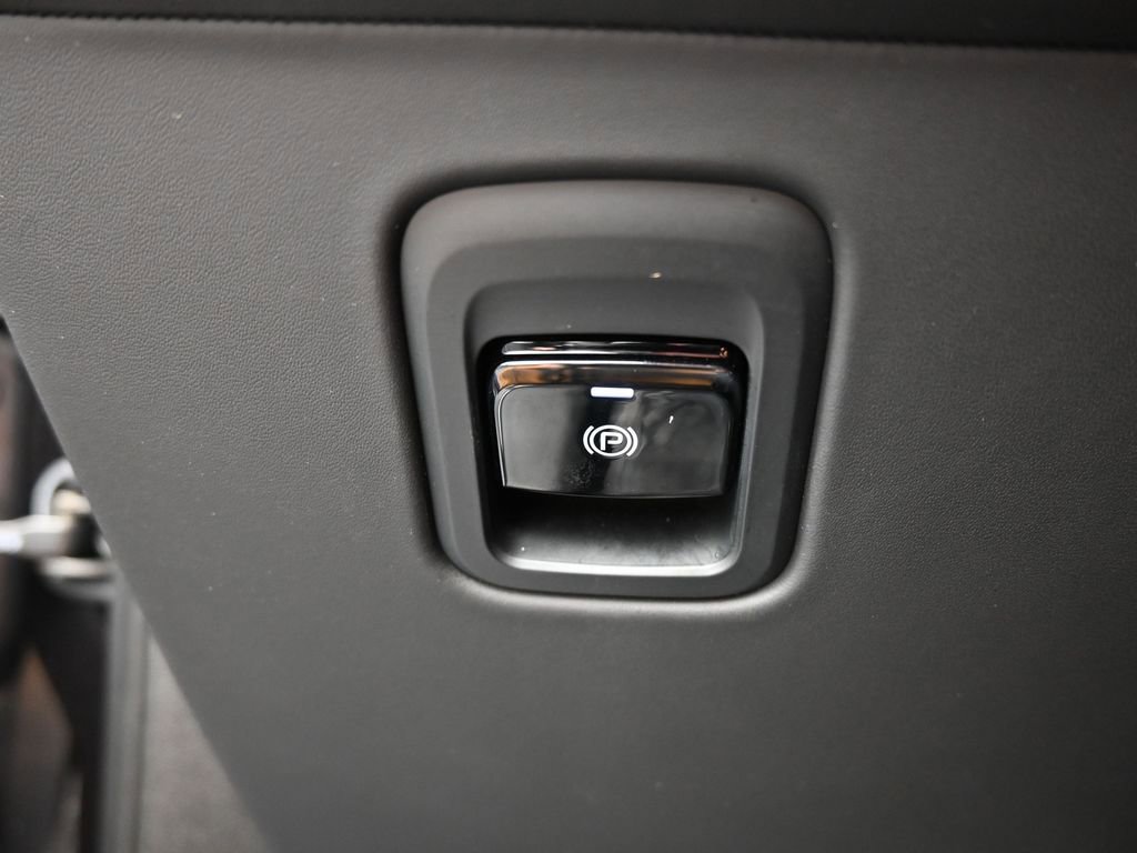 Used 2023 Maserati Grecale Modena image 40