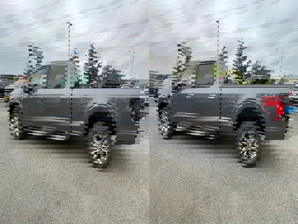 New 2025 Ford F150 XLT w/ Equipment Group 303A High image 8