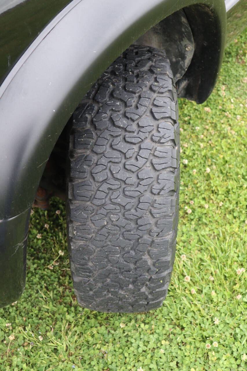 Used 2003 Chevrolet S10 Pickup LS w/ LS Preferred Equipment Group AWD/4WD image 30