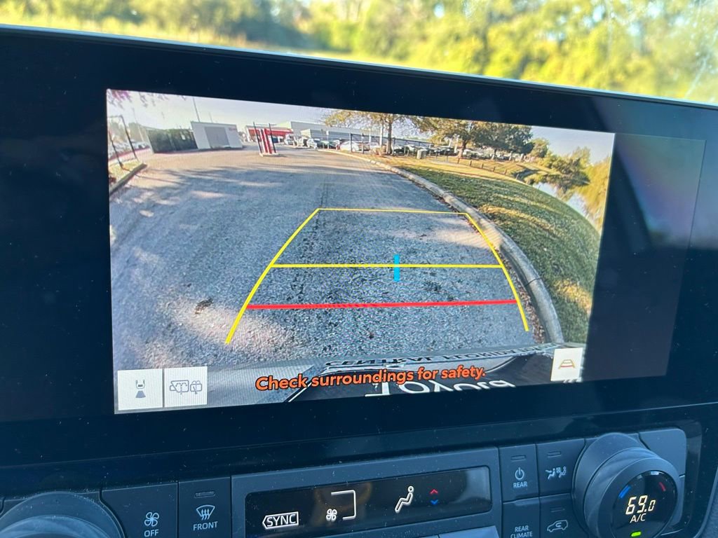 Certified 2025 Toyota Grand Highlander FWD image 30