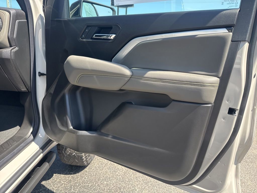New 2026 Chevrolet Colorado ZR2 AWD/4WD image 23
