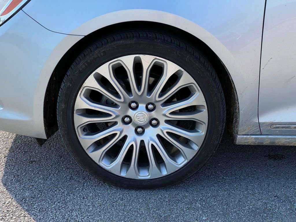 Used 2015 Buick LaCrosse Premium w/ Driver Confidence Package #1 FWD image 31
