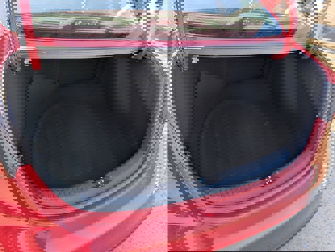 Used 2019 Kia Forte S image 27