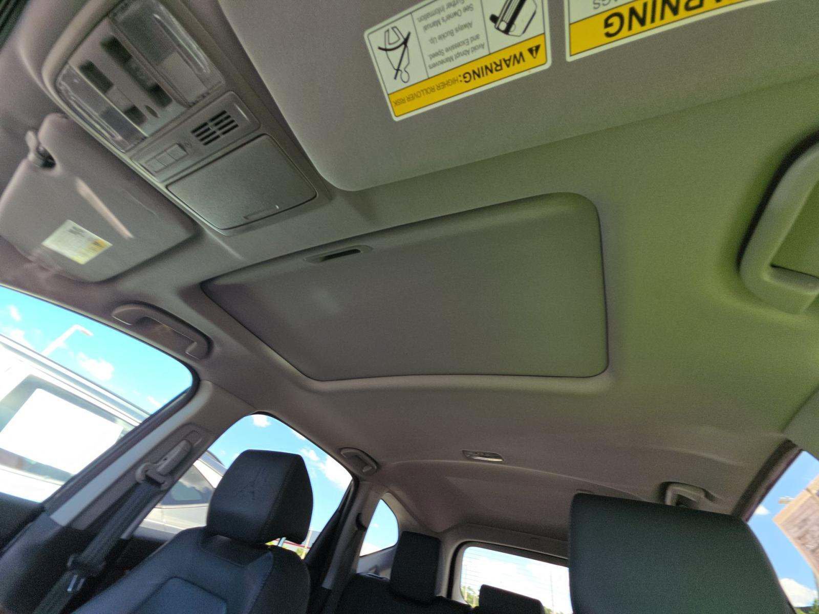 Used 2019 Honda CR-V Touring image 9