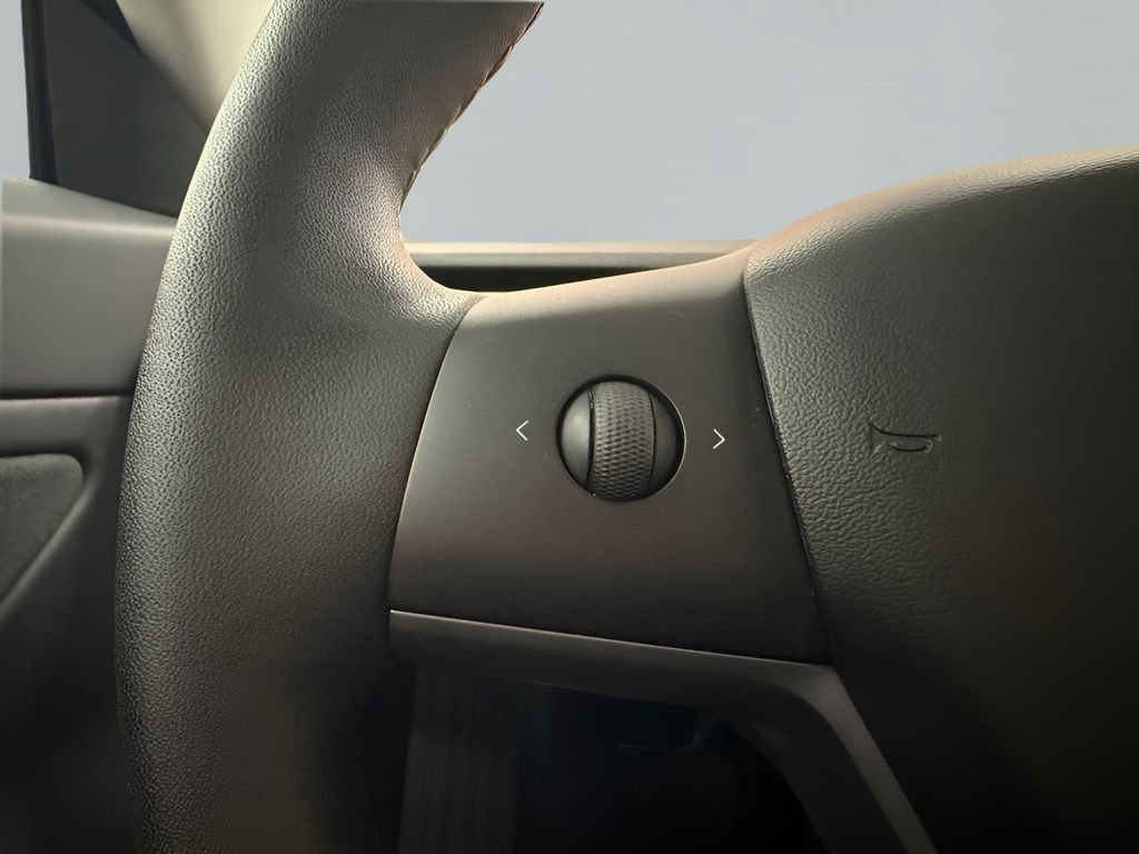 Used 2019 Tesla Model 3 Long Range image 17