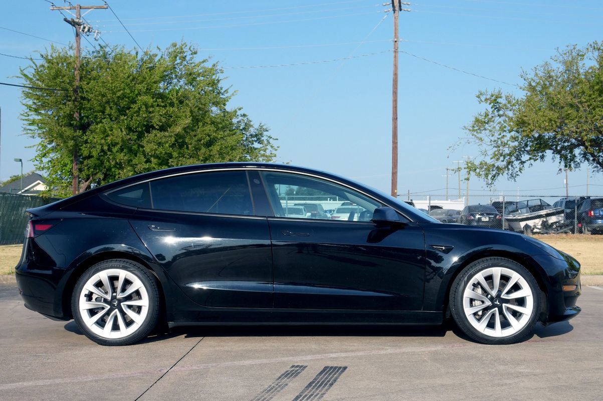 Used 2023 Tesla Model 3 Standard Range RWD image 15