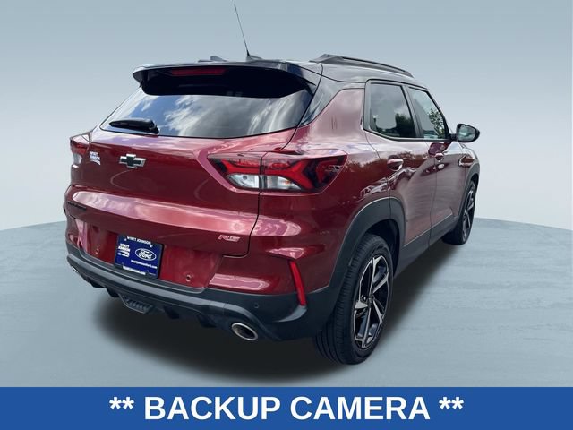 Used 2022 Chevrolet TrailBlazer RS w/ Technology Package FWD image 3