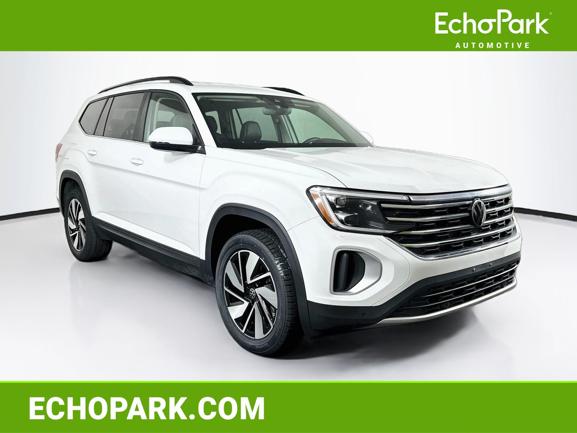 Used 2025 Volkswagen Atlas SE