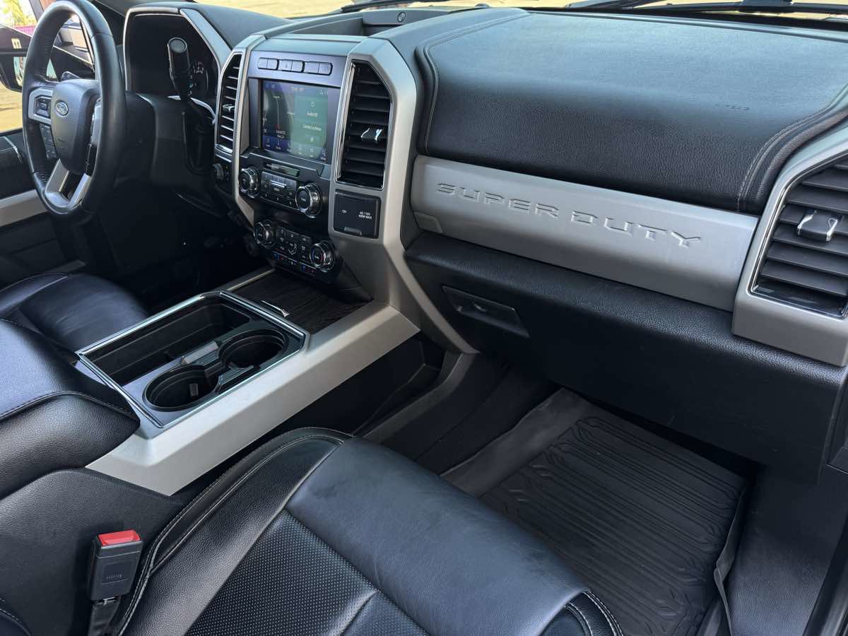 Used 2021 Ford F250 Lariat image 22