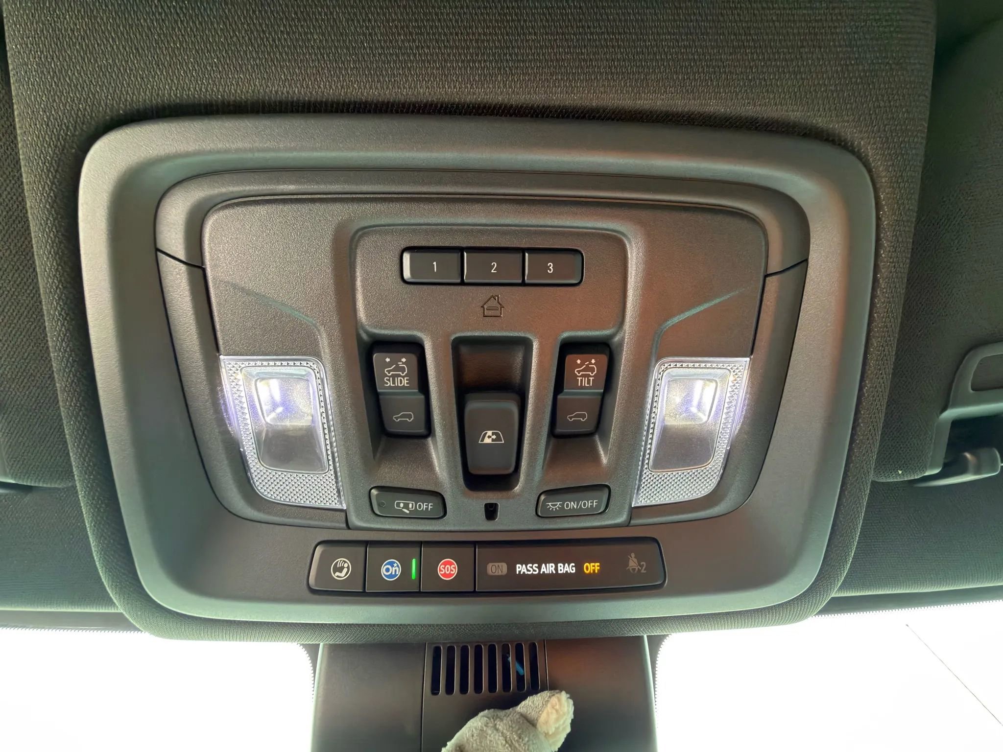 Used 2025 Chevrolet Silverado 1500 ZR2 w/ Technology Package image 28