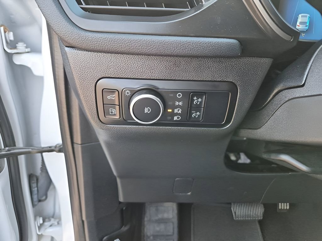 Used 2023 Ford Escape SE image 32