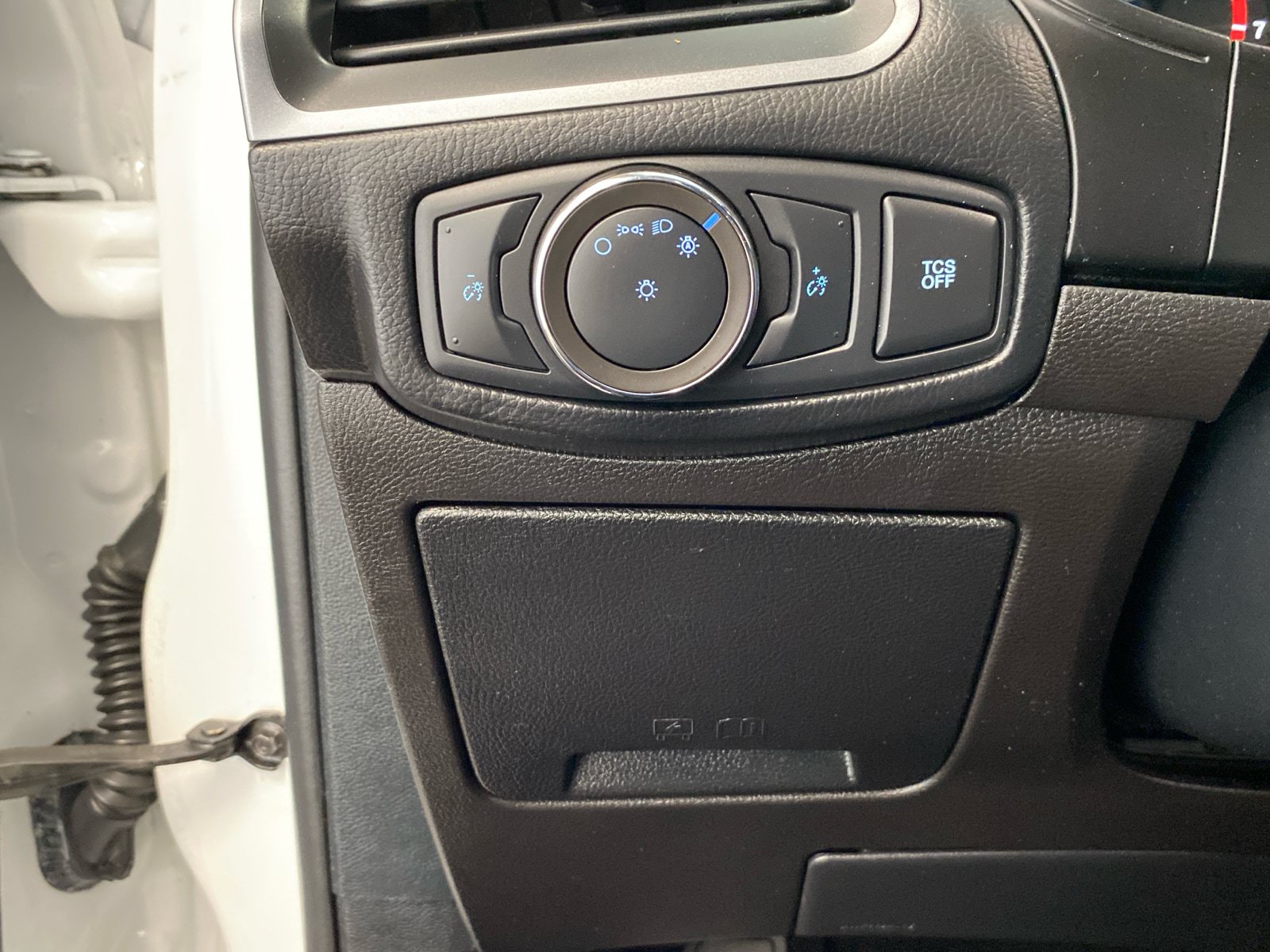 Used 2020 Ford Edge SE AWD/4WD image 17