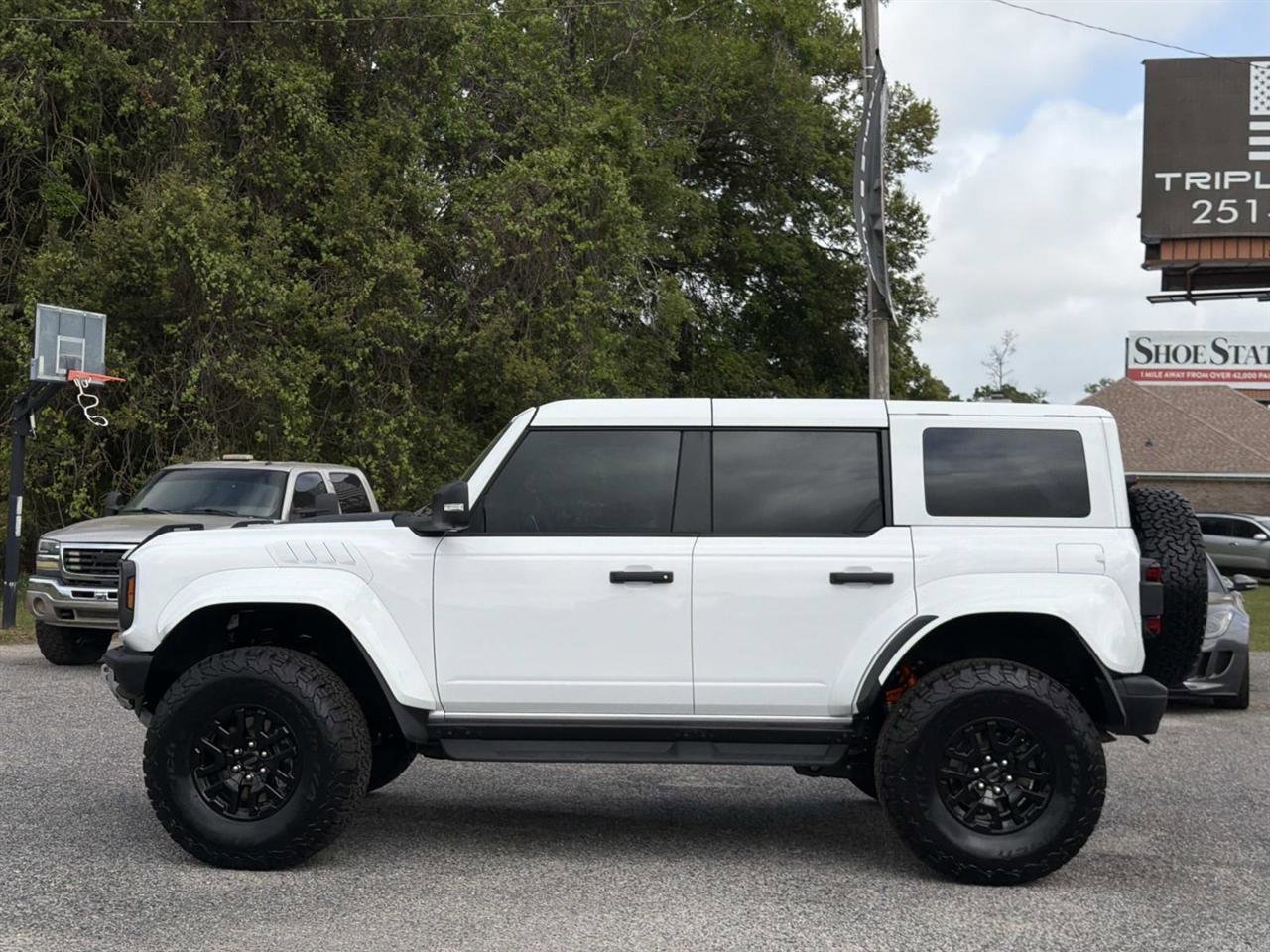 Used 2025 Ford Bronco Raptor image 4