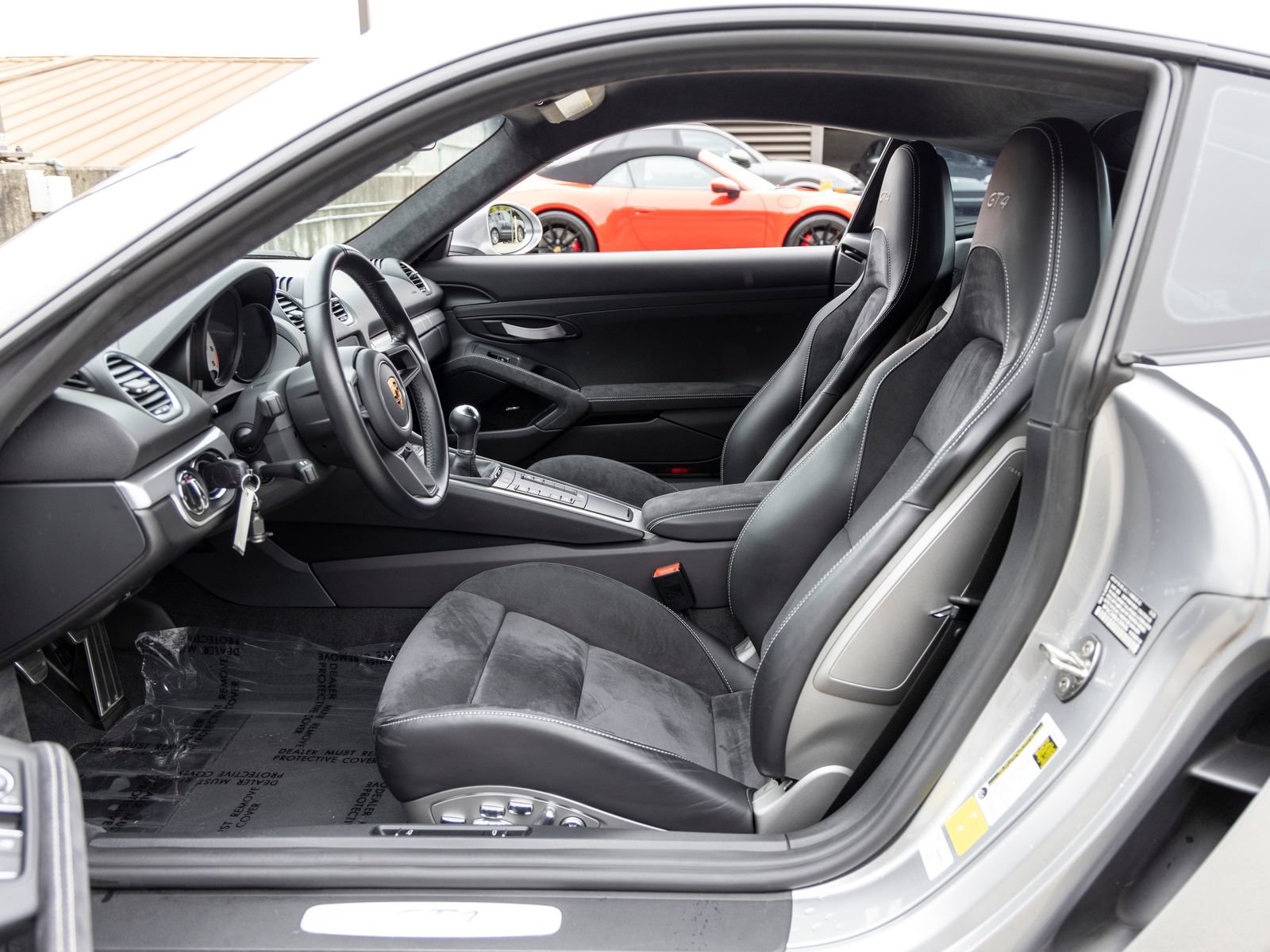 Certified 2020 Porsche 718 Cayman GT4 RWD image 35
