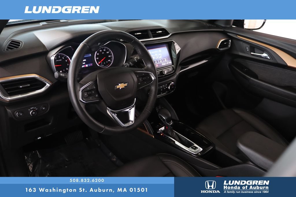Used 2023 Chevrolet TrailBlazer ACTIV w/ Sun and Liftgate Package AWD/4WD image 8