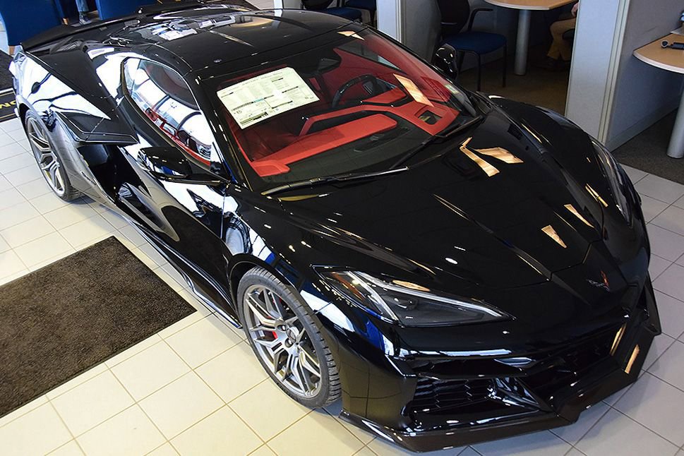 New 2026 Chevrolet Corvette Z06 RWD image 9