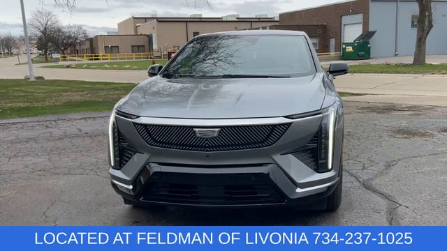 Certified 2025 Cadillac Optiq Luxury 1 w/ LPO, Floor Liner Package image 3