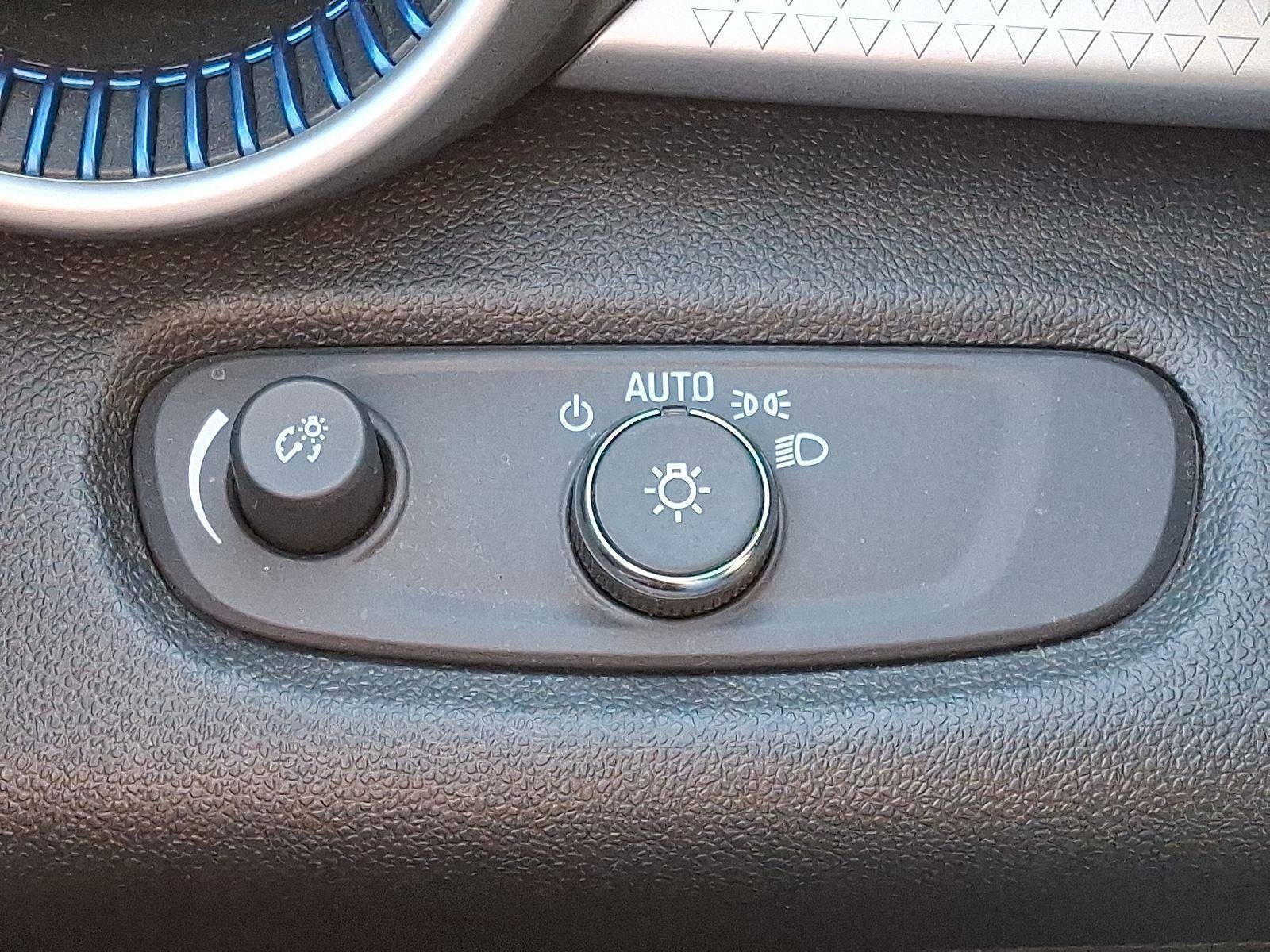 Used 2024 Chevrolet Trax LS w/ Driver Confidence Package image 23