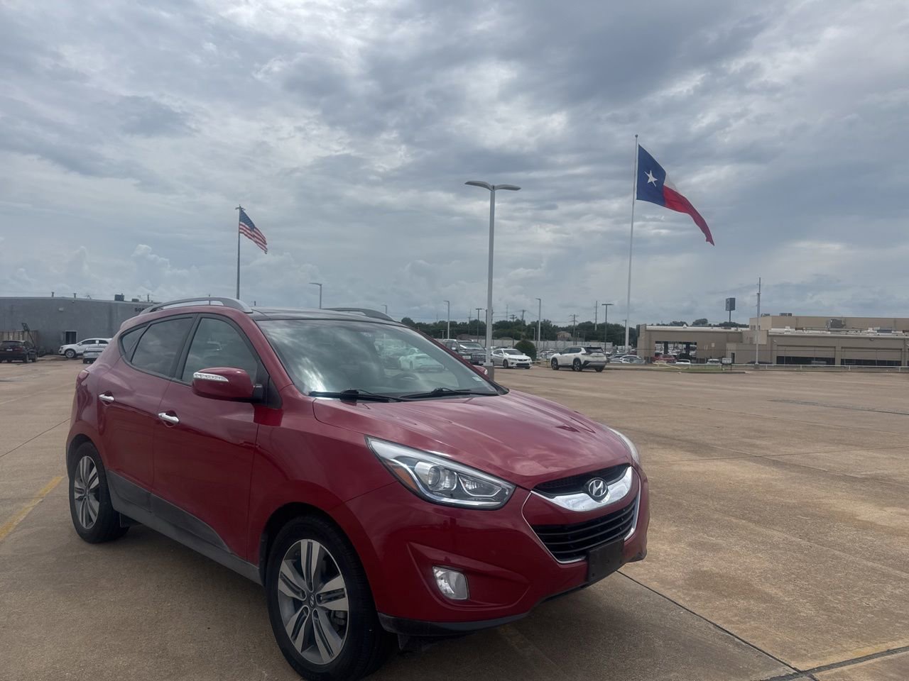 Used 2015 Hyundai Tucson Limited w/ Option Group 03 FWD image 1